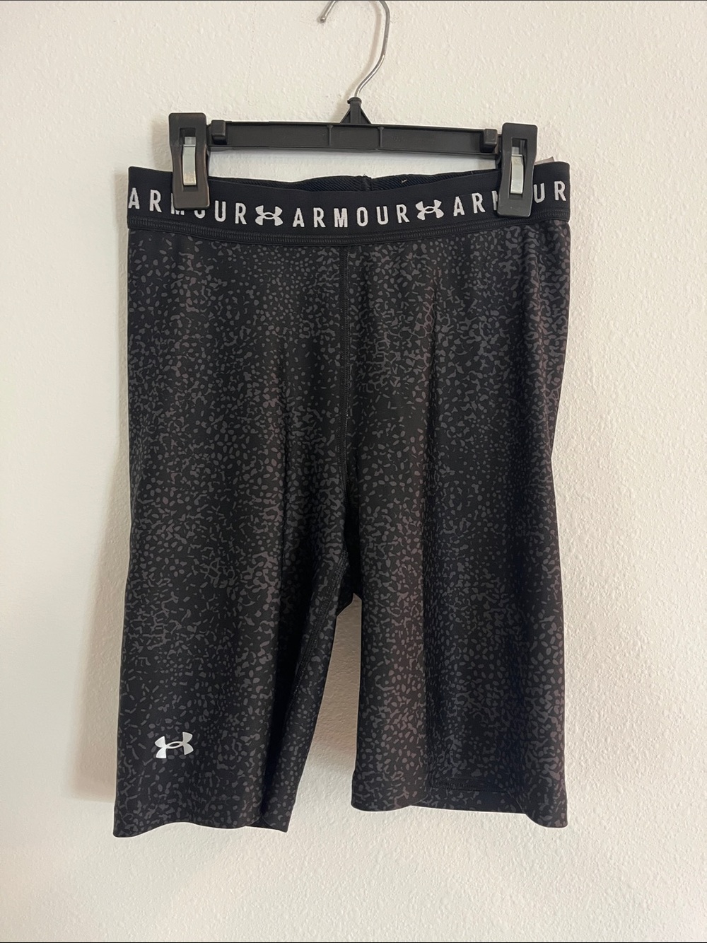 Under Armour Black & Gray Compression Shorts Biker Shorts